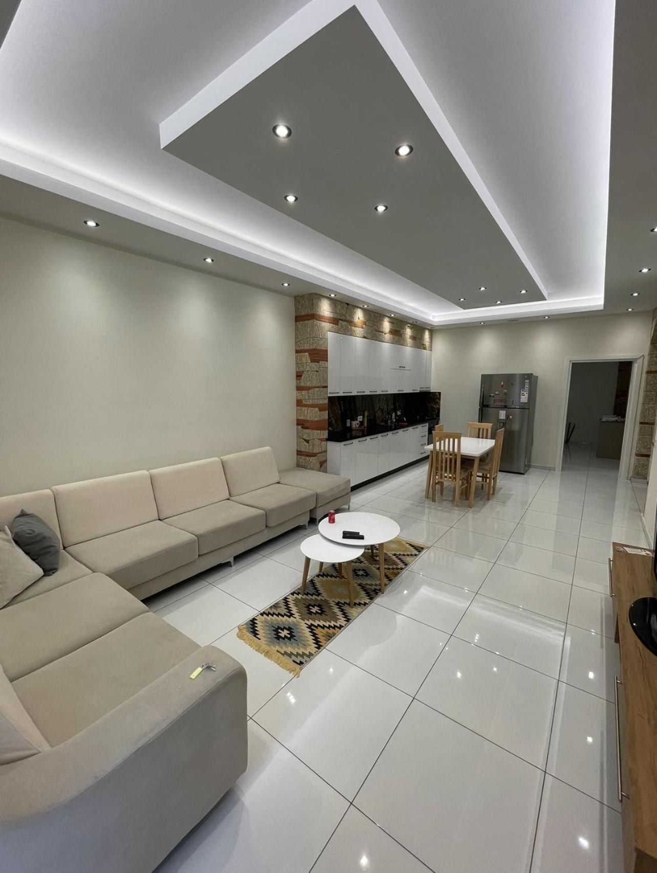 Franco Apartments Тирана Екстер'єр фото