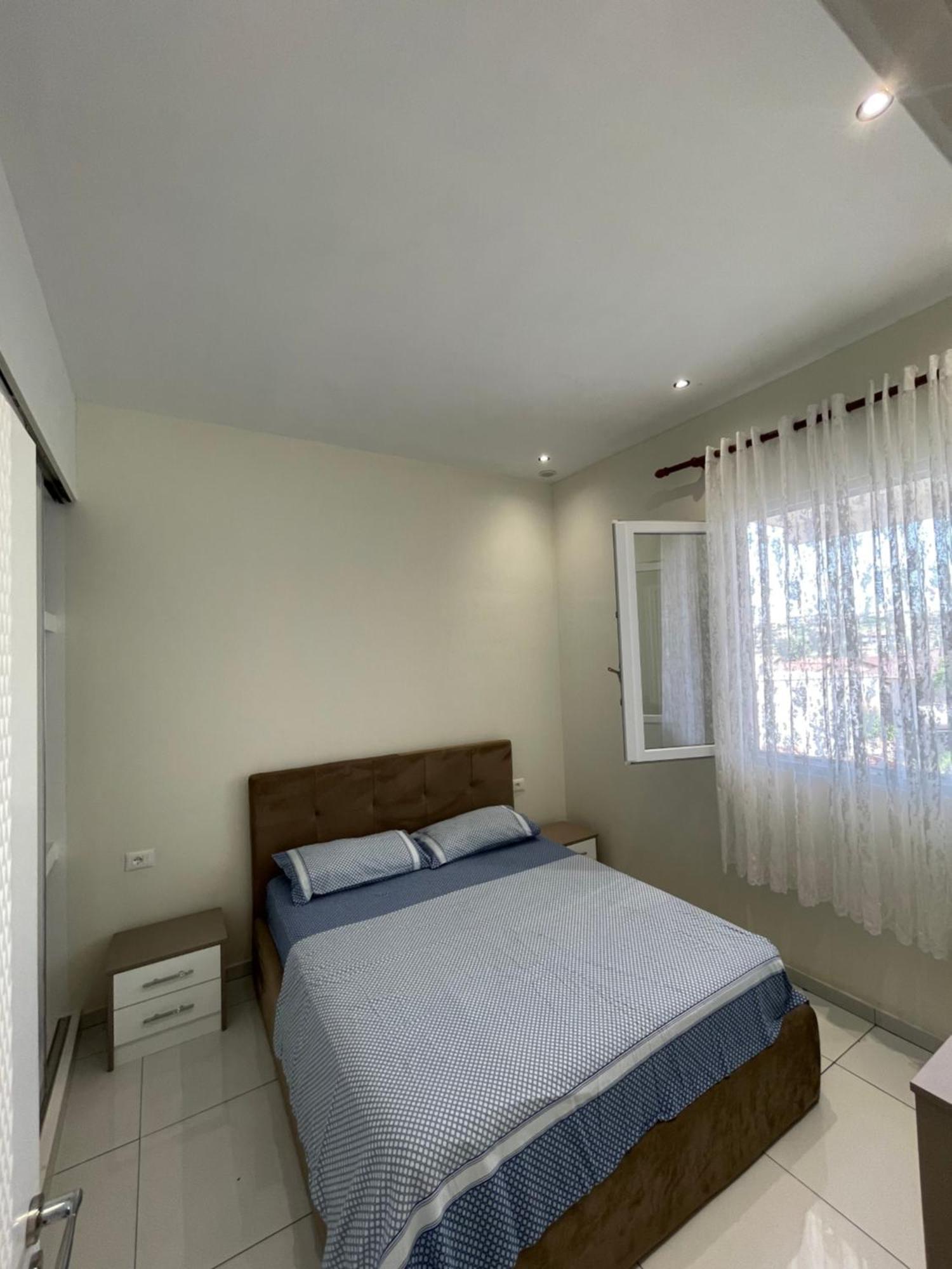 Franco Apartments Тирана Екстер'єр фото