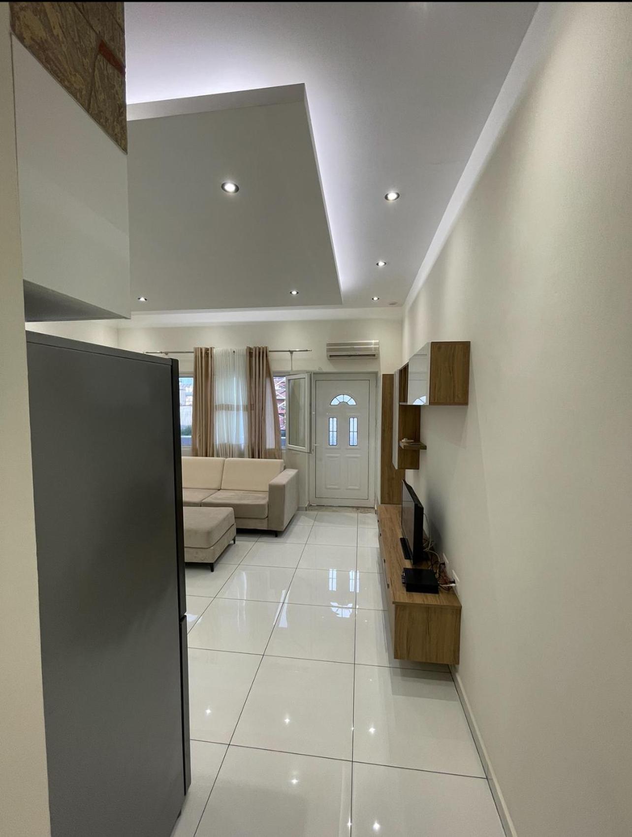 Franco Apartments Тирана Екстер'єр фото