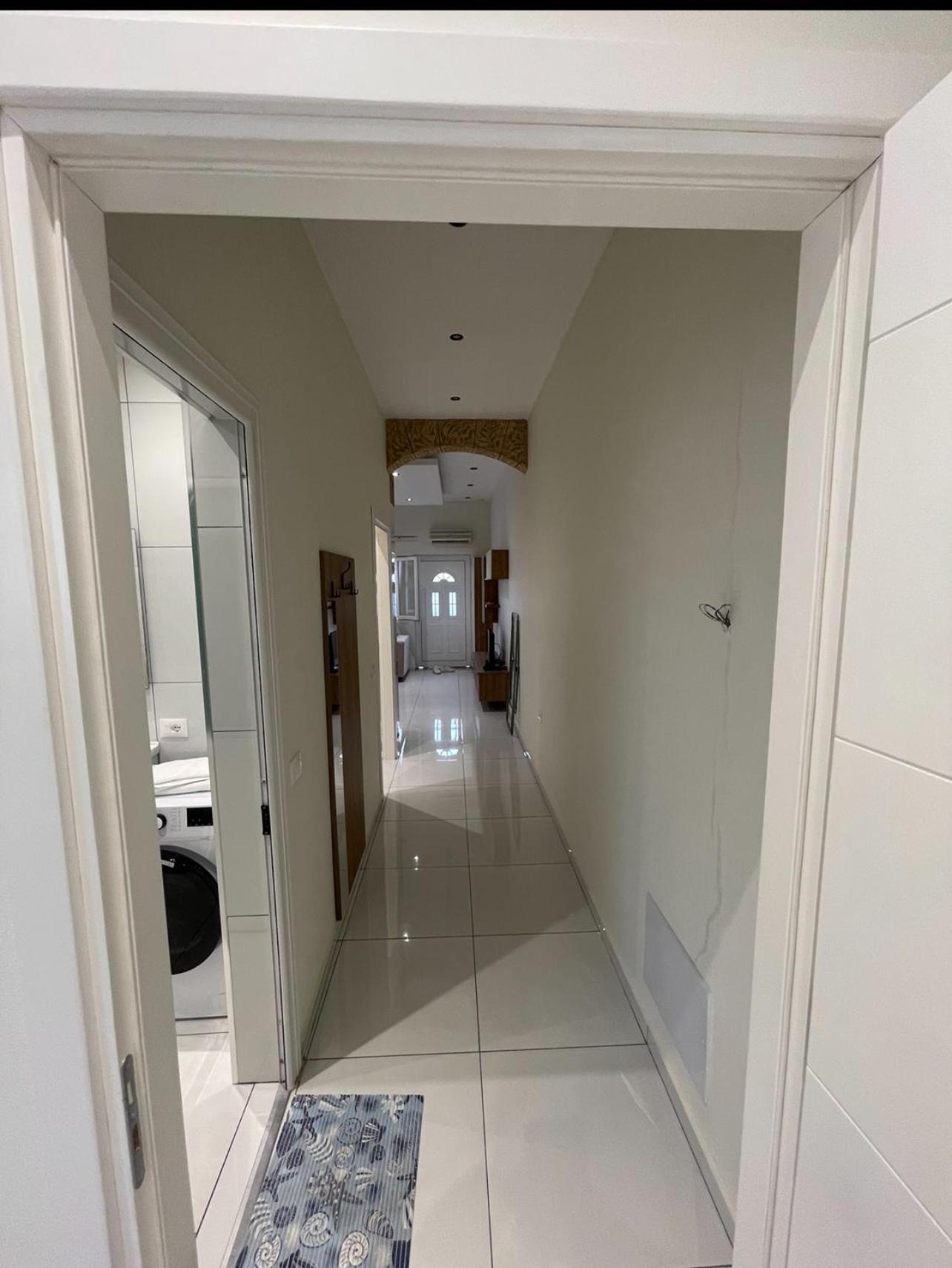Franco Apartments Тирана Екстер'єр фото